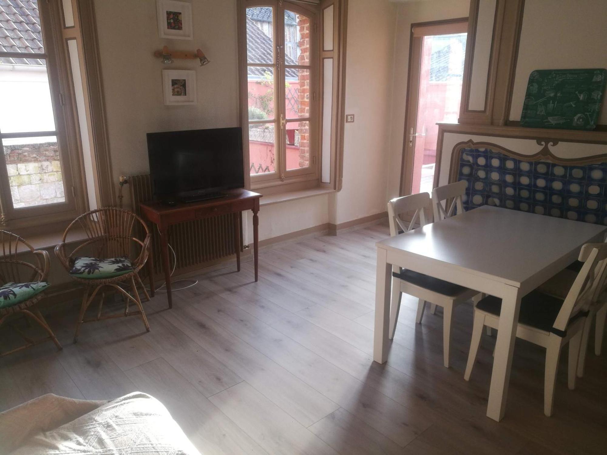 Le Renard D'Or Apartment Montreuil  Екстериор снимка